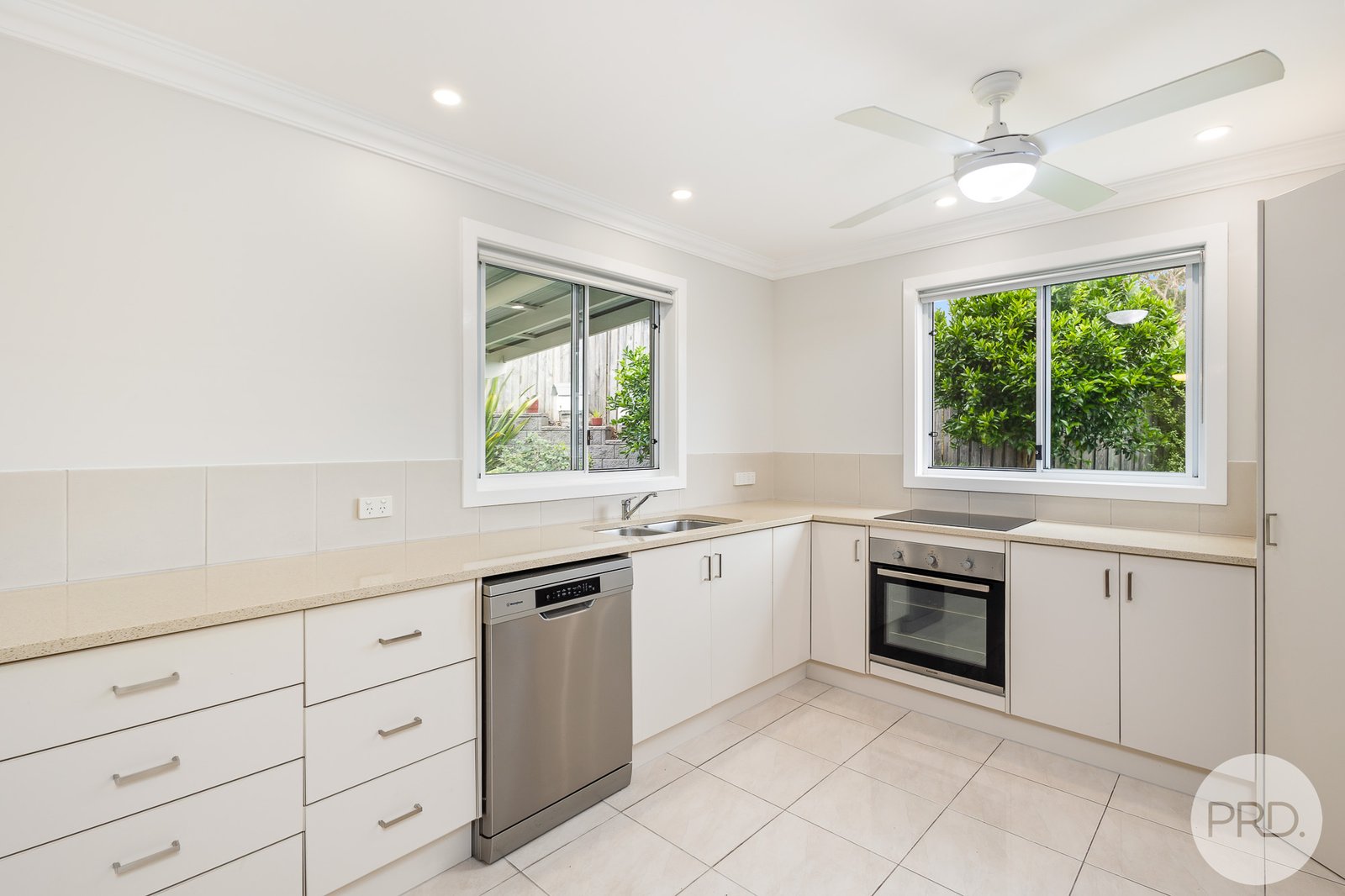 25 Primary Crescent NELSON BAY 8