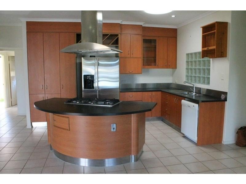 25 PRYDE Street TANNUM SANDS 4