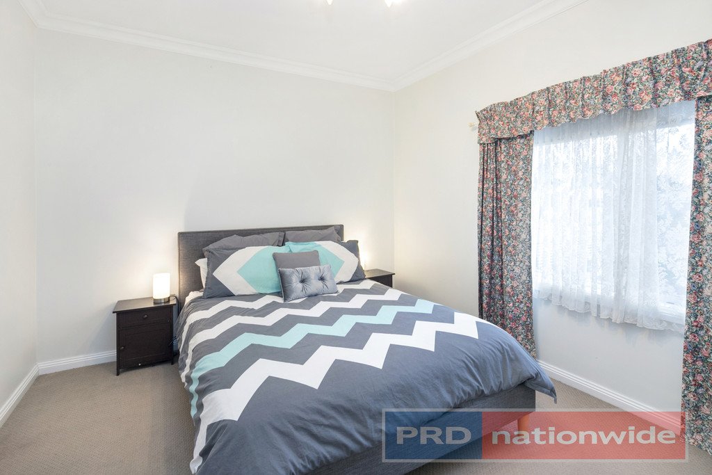 25 Queen Street SEBASTOPOL 4