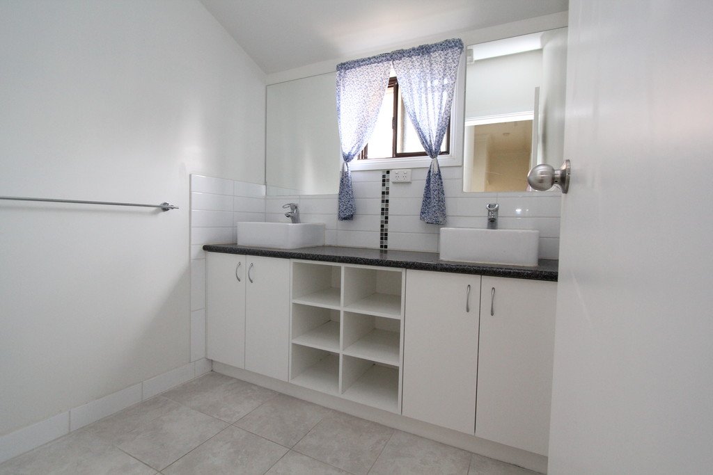 25 Queen Street SEBASTOPOL 3