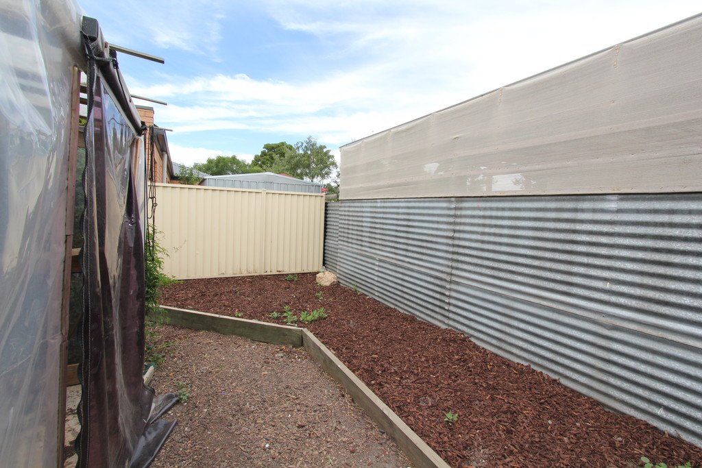 25 Queen Street SEBASTOPOL 8