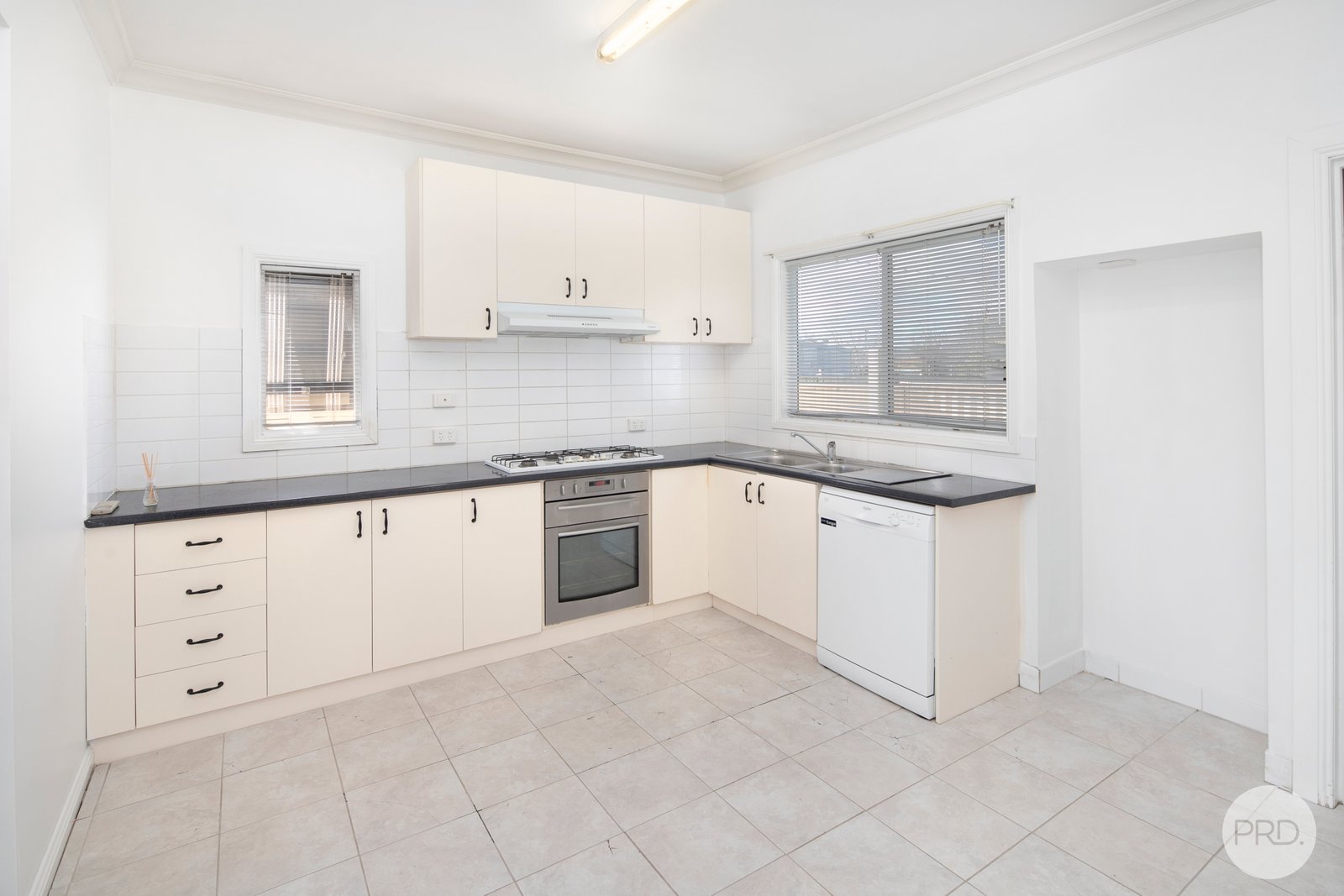 25 Queen Street SEBASTOPOL 2