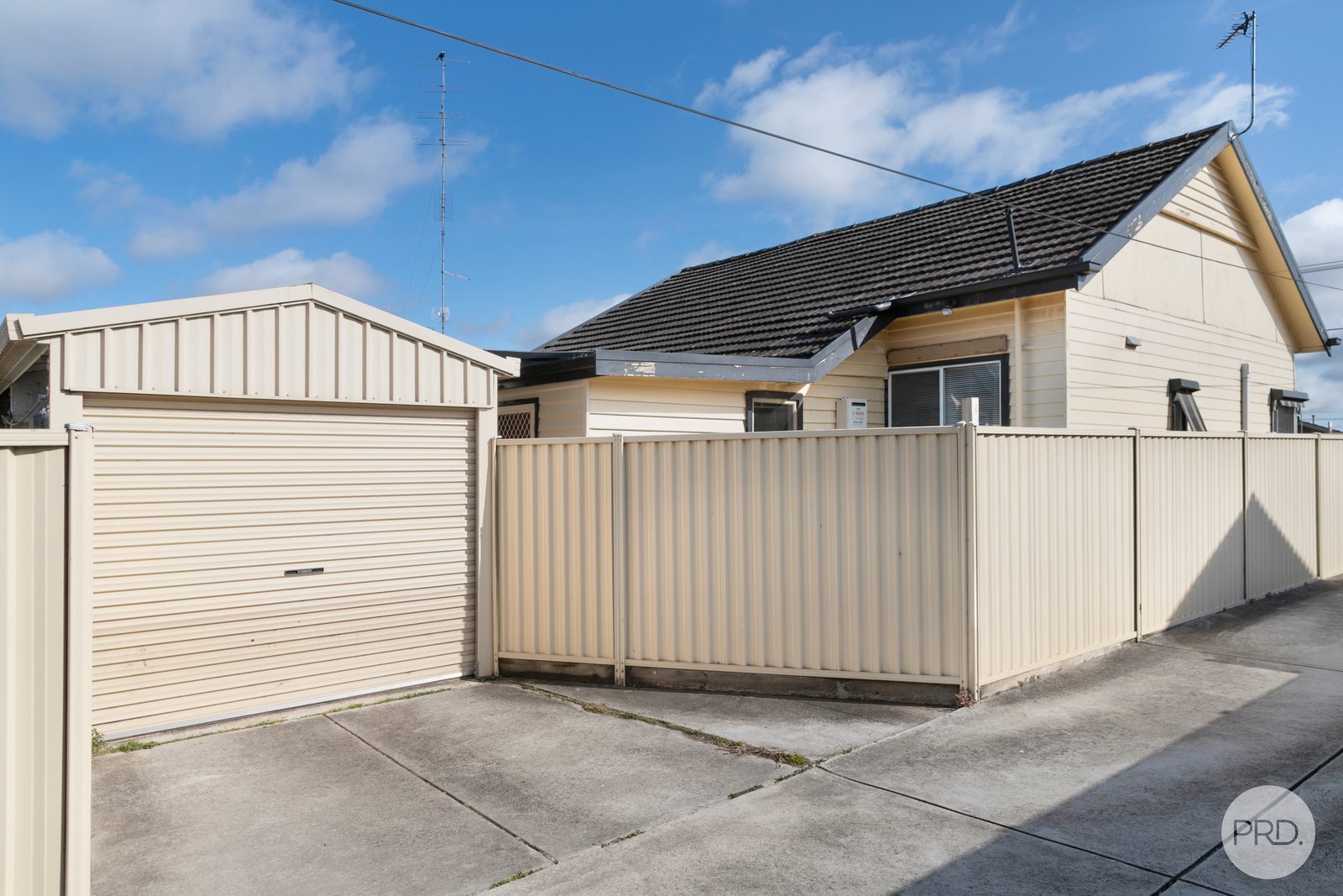 25 Queen Street SEBASTOPOL 9