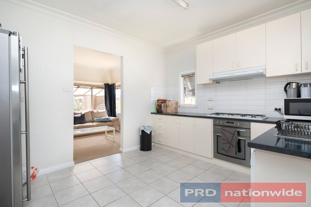 25 Queen Street SEBASTOPOL 4