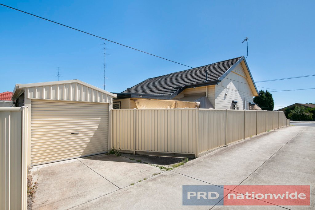 25 Queen Street SEBASTOPOL 9