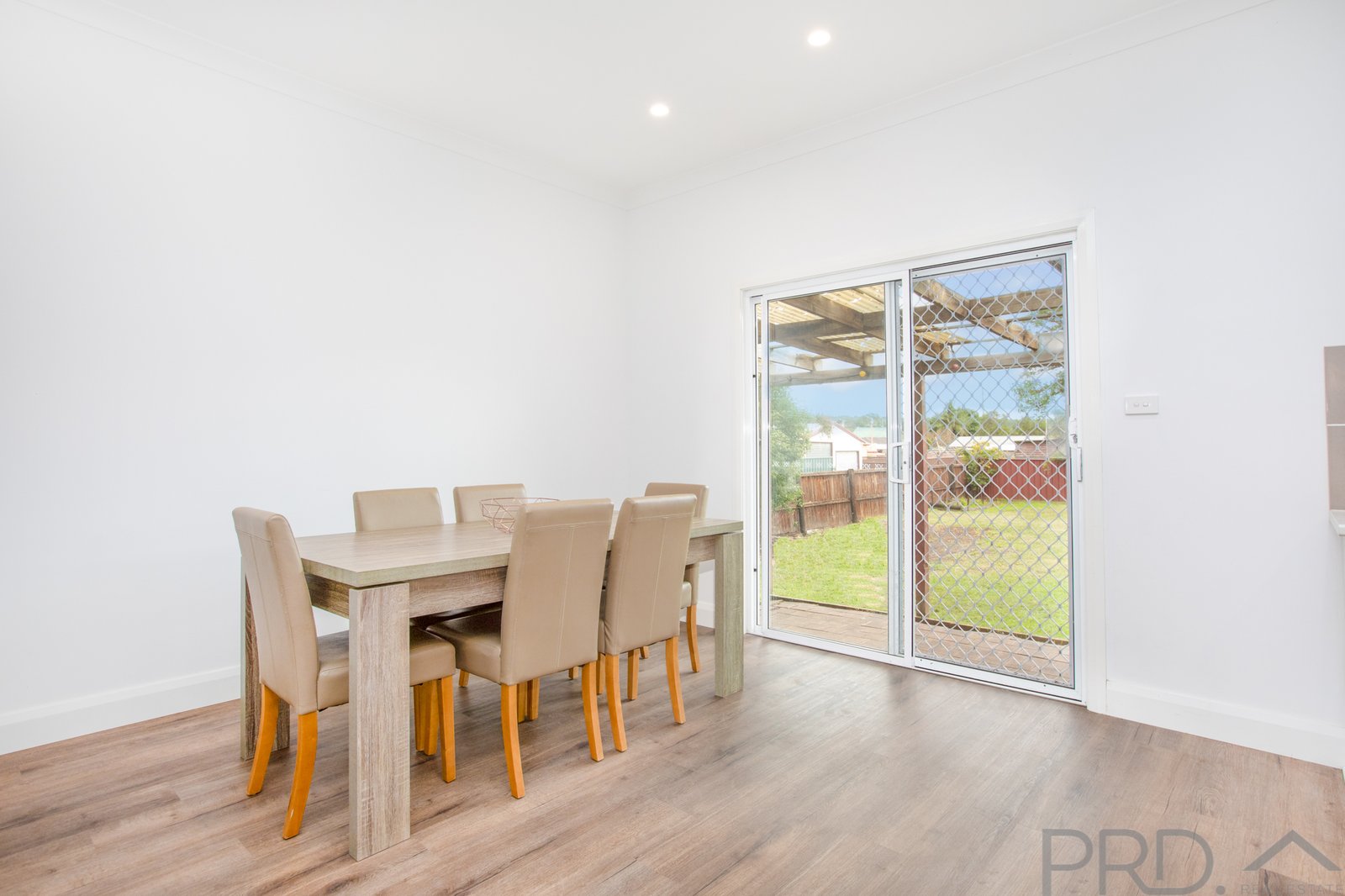 25 Railway Avenue THORNTON 6