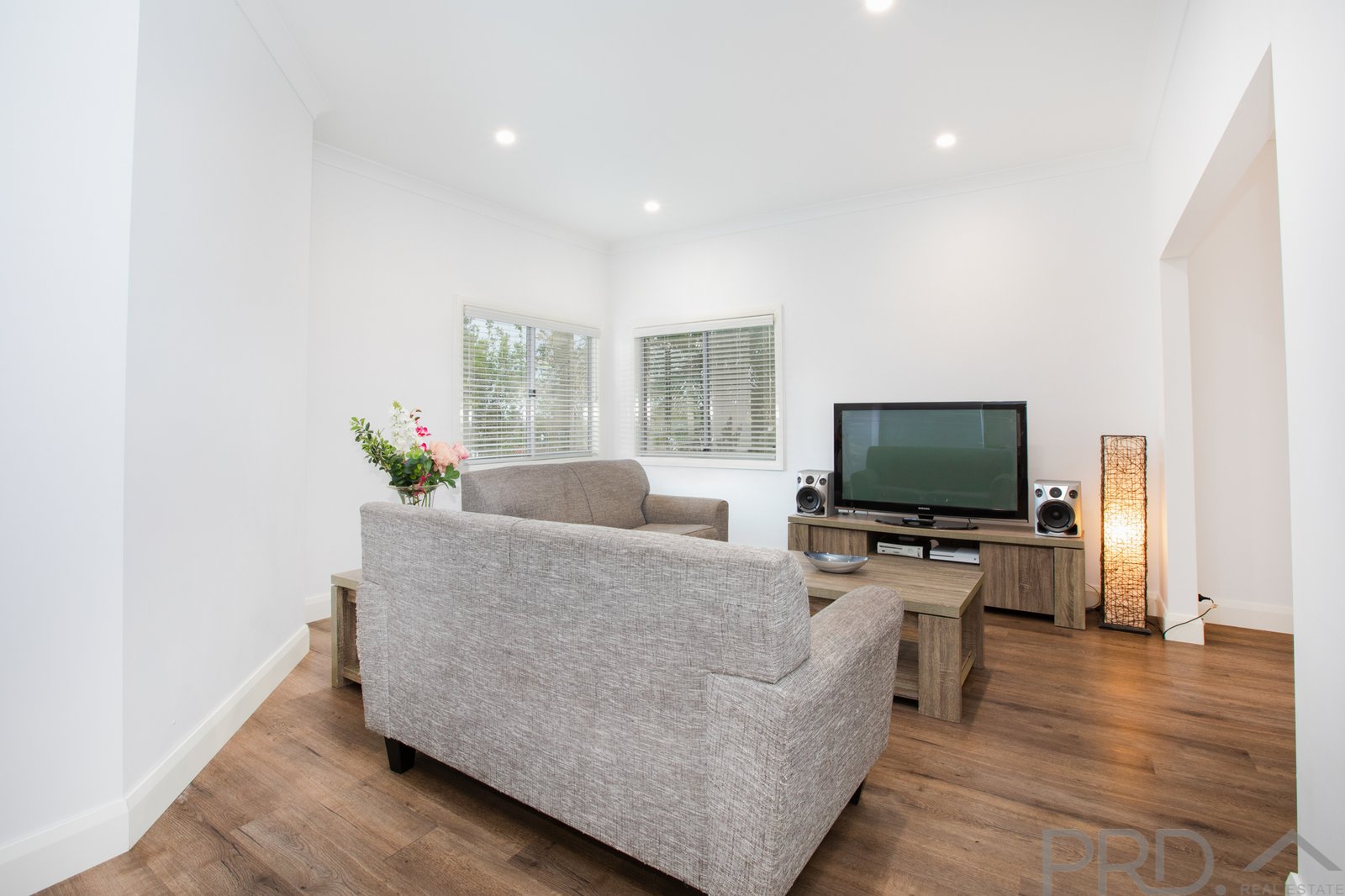 25 Railway Avenue THORNTON 7