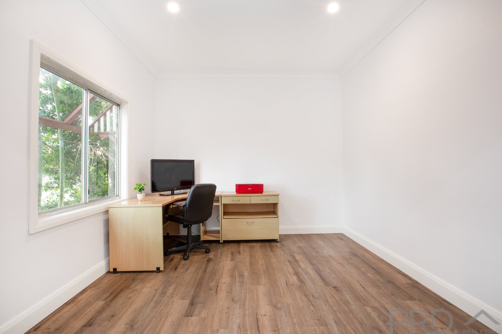 25 Railway Avenue THORNTON 10