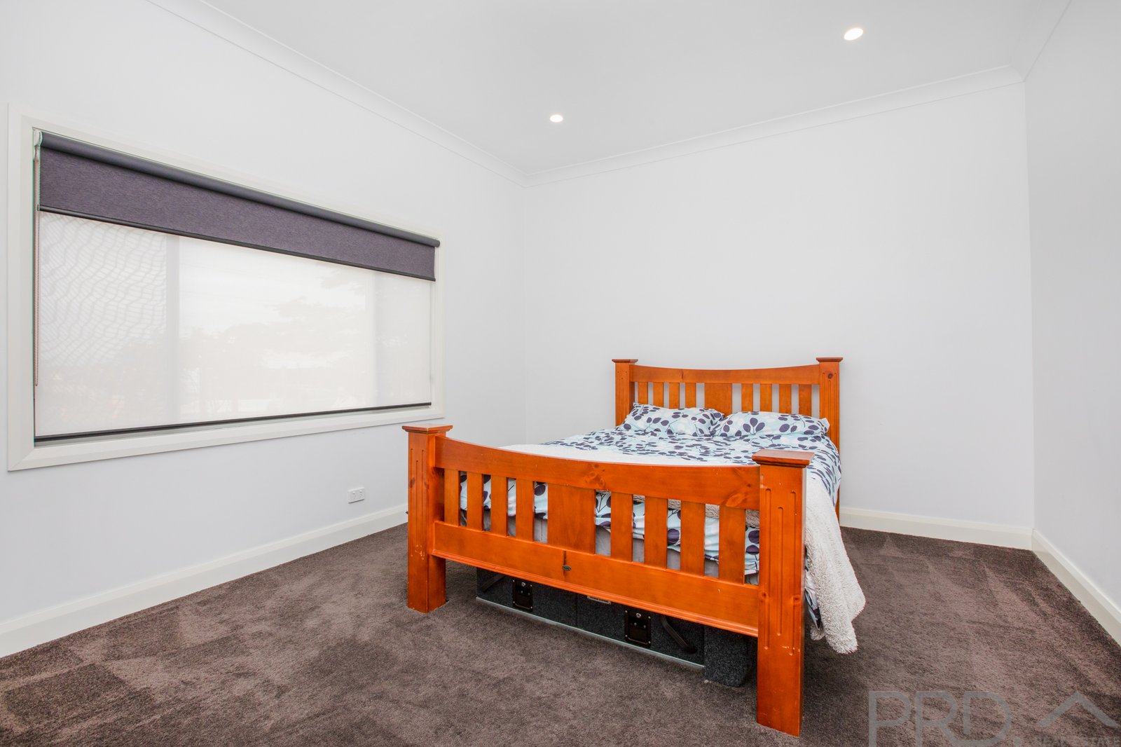 25 Railway Avenue THORNTON 11