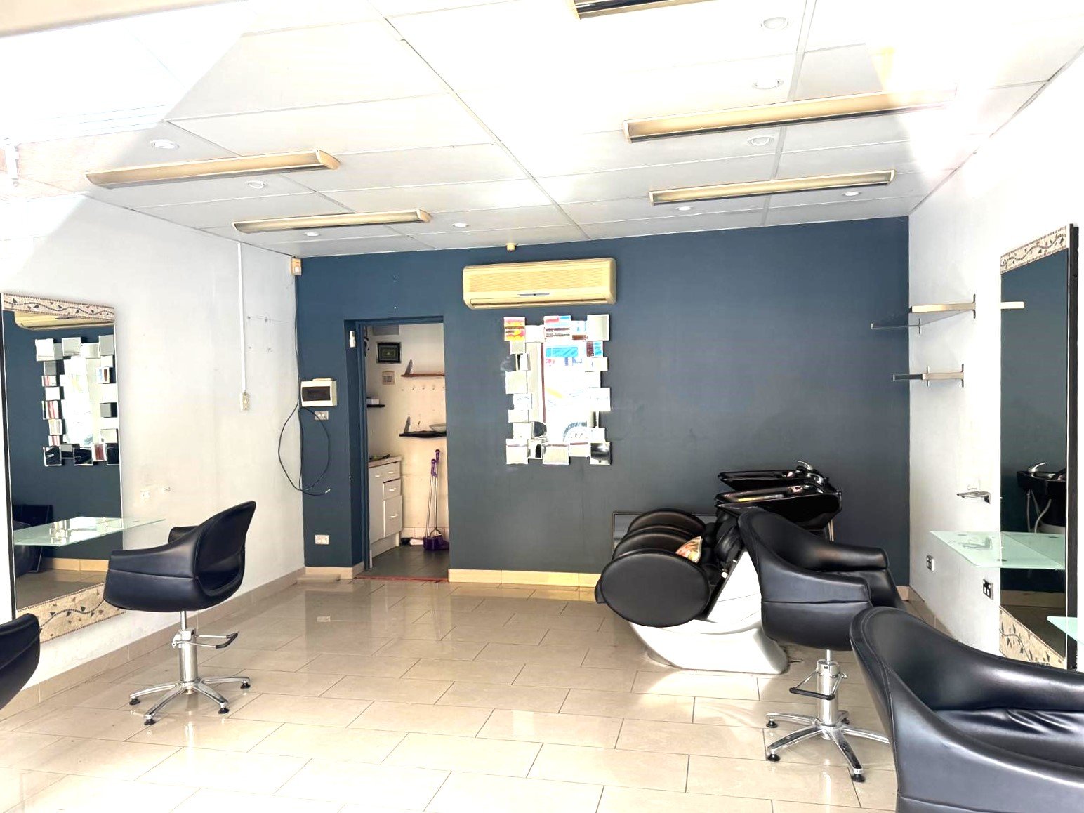 25 Railway Parade KOGARAH 4