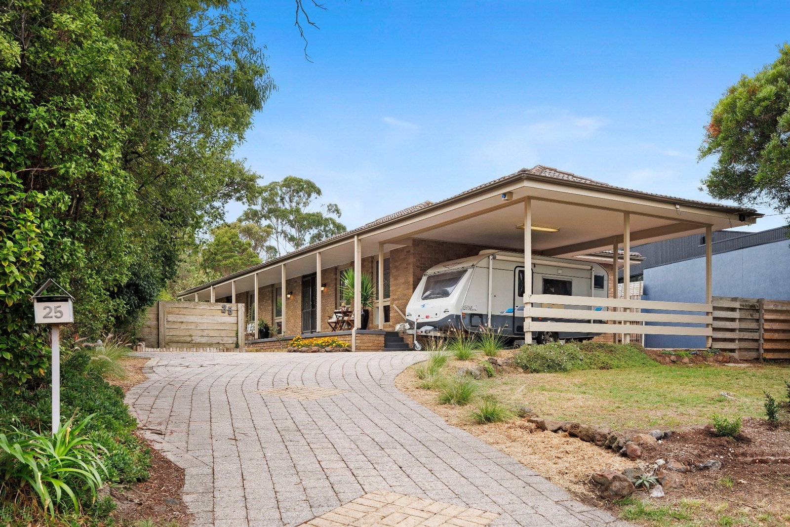 25 Redbourne Avenue, Mount Eliza, 3930