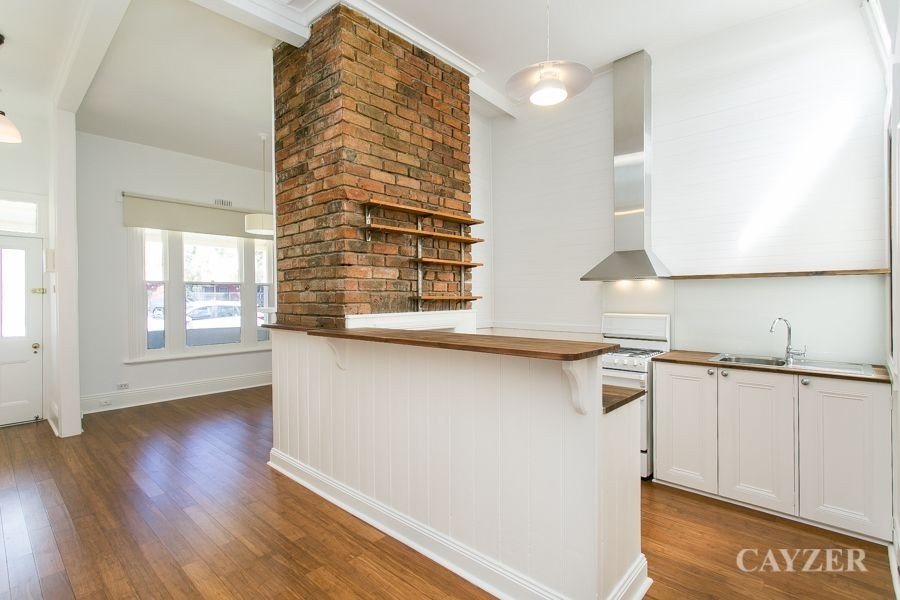 Gallery: 25 Richardson Street