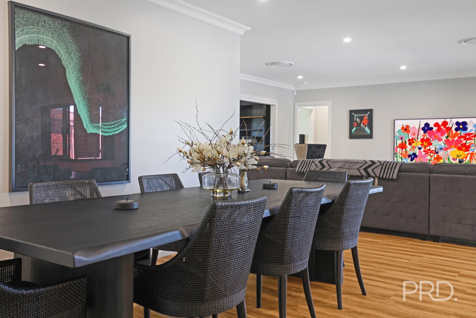 25 Rodeo Drive TAMWORTH 9