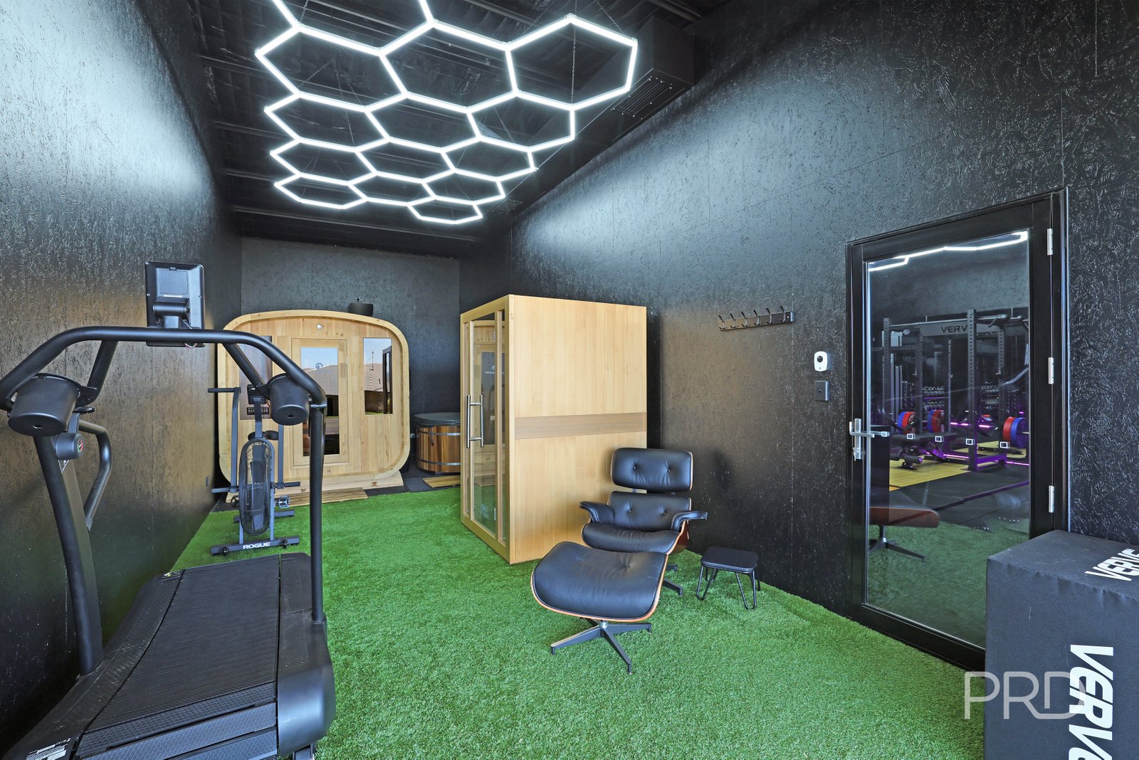 25 Rodeo Drive TAMWORTH 23