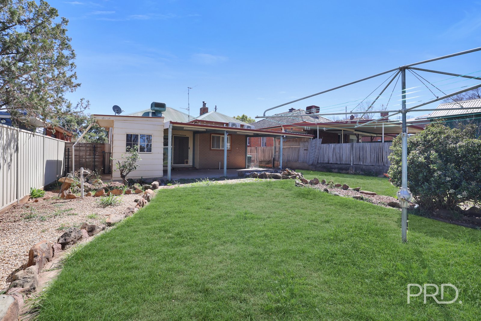 25 Roderick Street TAMWORTH 14