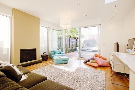 Real Estate and Property in 25 Roseberry Street, Hawthorn East, VIC