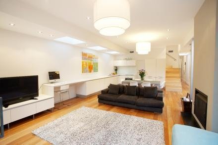 Real Estate and Property in 25 Roseberry Street, Hawthorn East, VIC