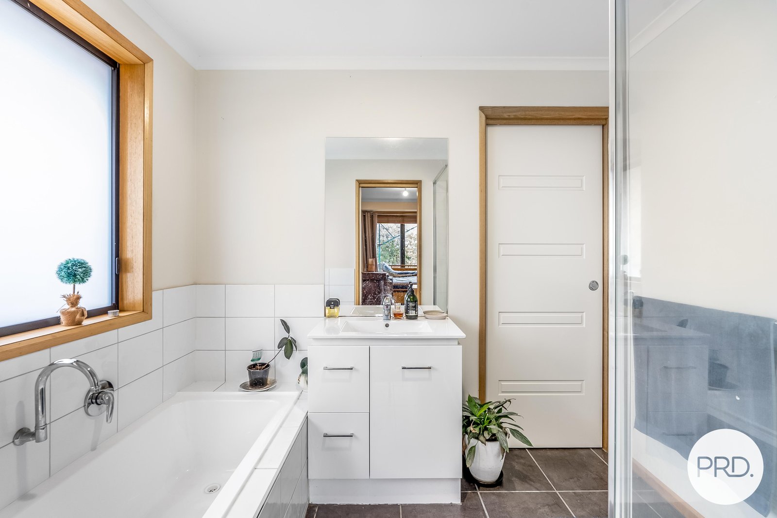 25 Saladin Circle CLARENDON VALE 11