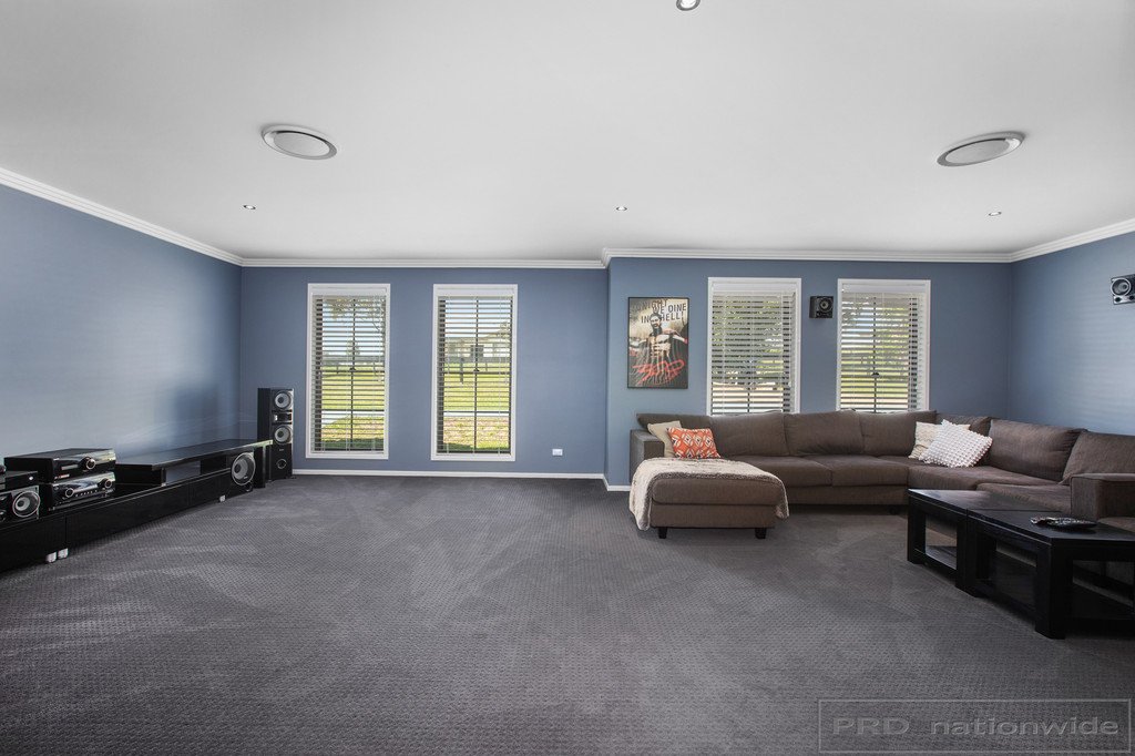 25 Sandstone Drive WINDELLA 6