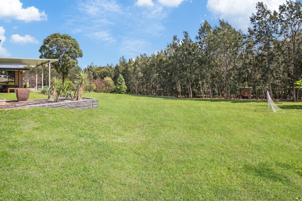 25 Sandstone Drive WINDELLA 8
