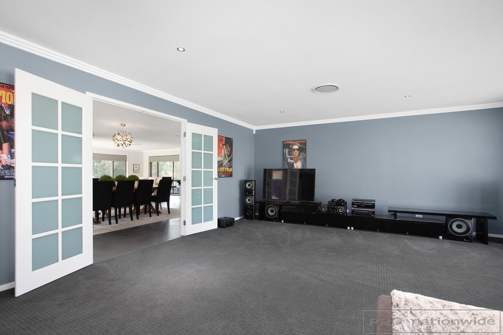 25 Sandstone Drive WINDELLA 14