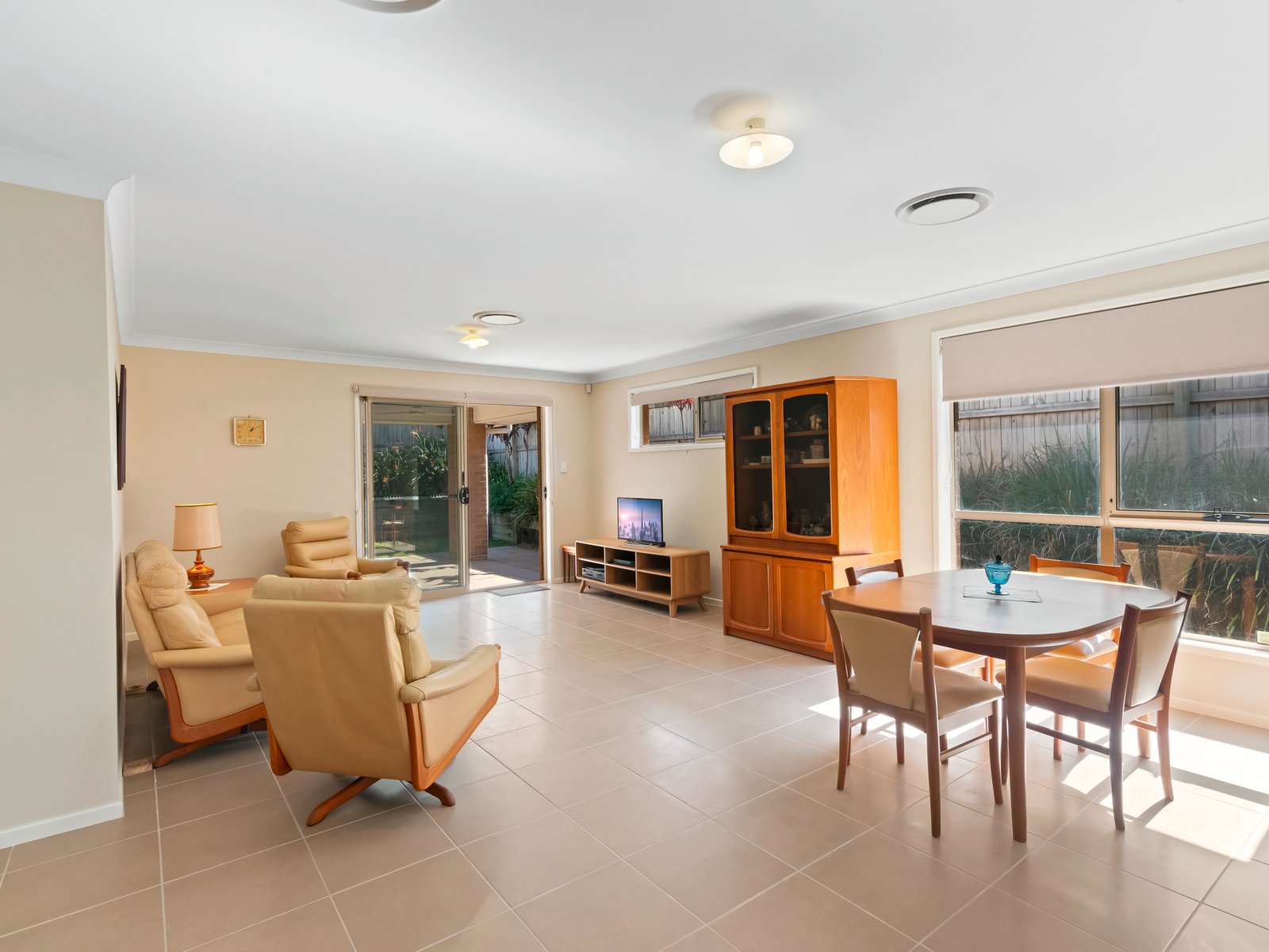 25 Sapphire Place ELANORA 5