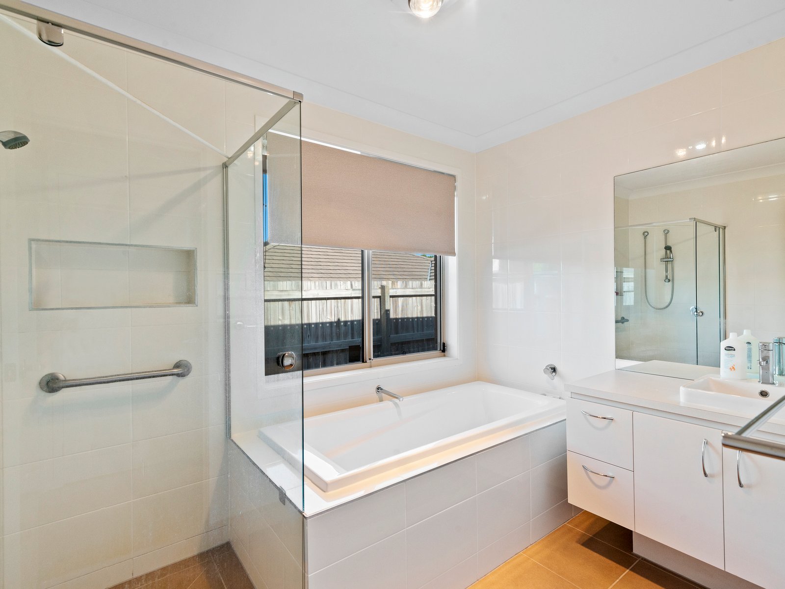 25 Sapphire Place ELANORA 10