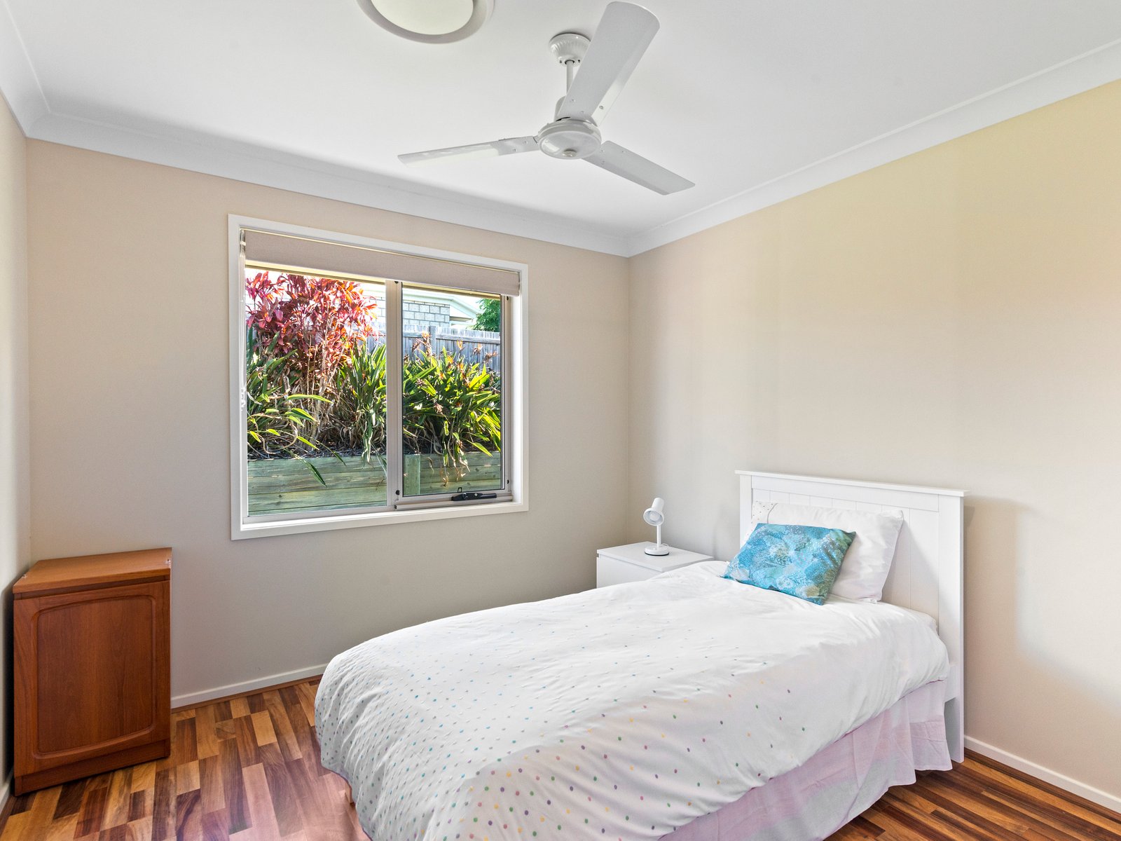 25 Sapphire Place ELANORA 13