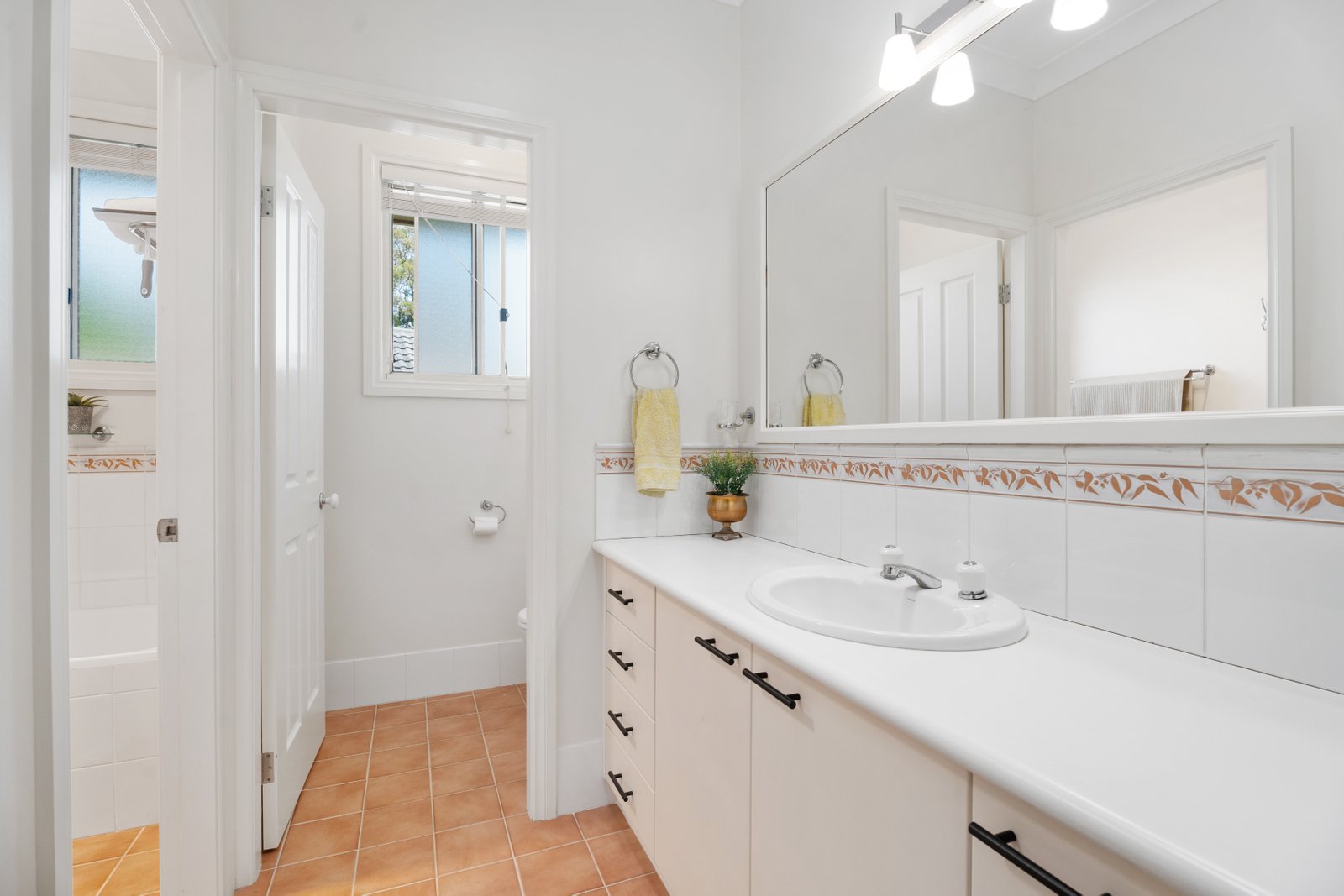 25 Sergeant Baker Drive CORLETTE 8