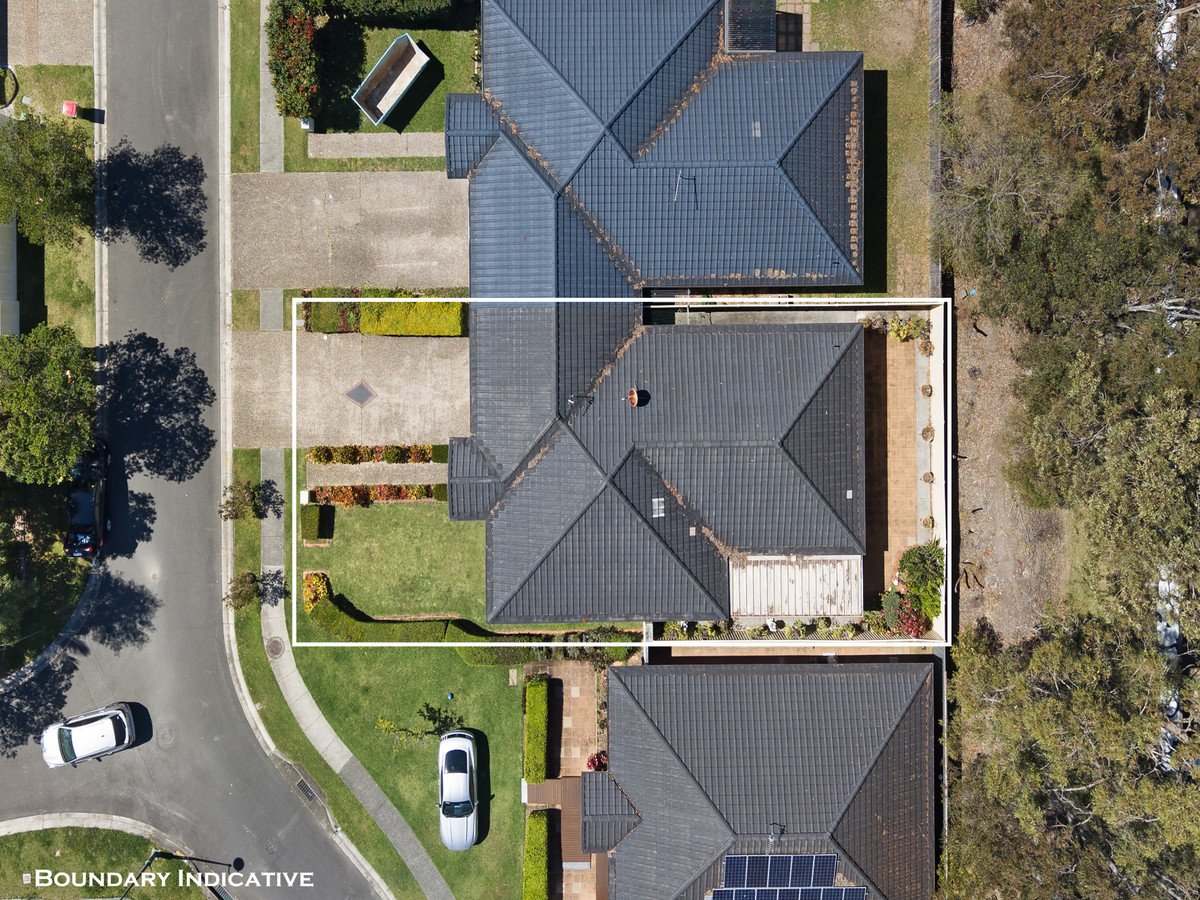 25 Seville Circuit Burleigh Waters 18