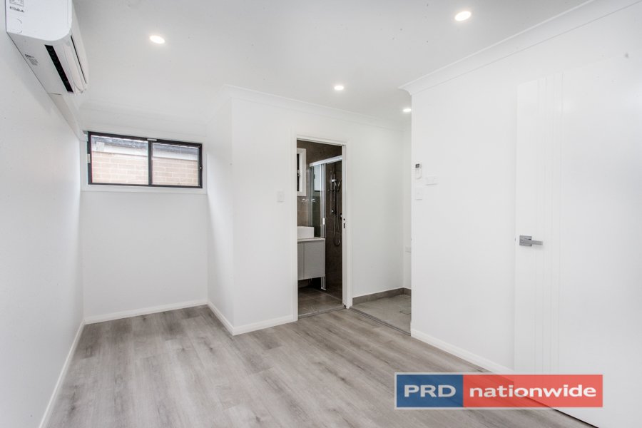 25 Seymour Lane PENRITH 5