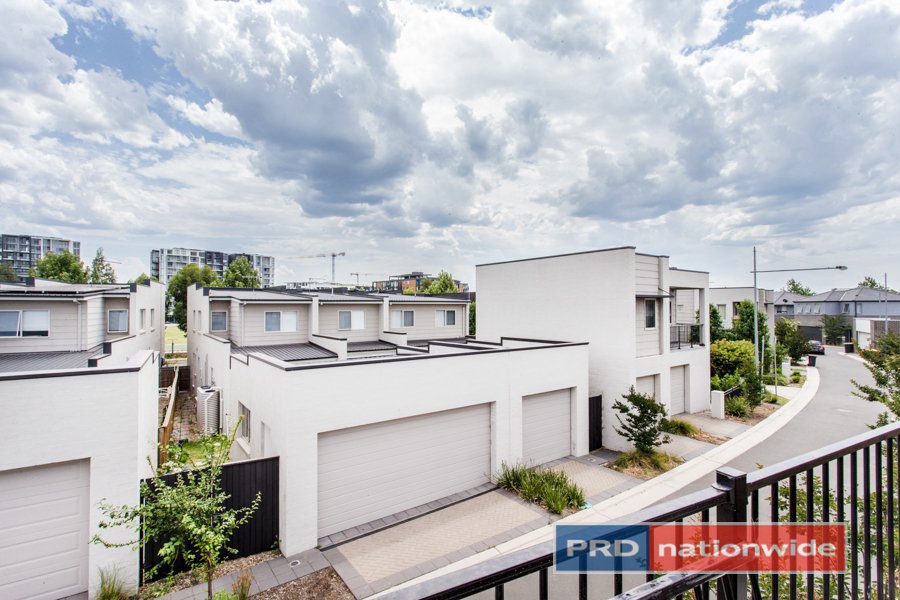 25 Seymour Lane PENRITH 8