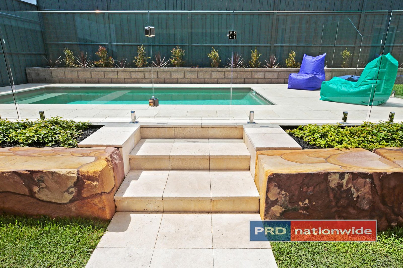 25 Shale Hill Drive GLENMORE PARK 3