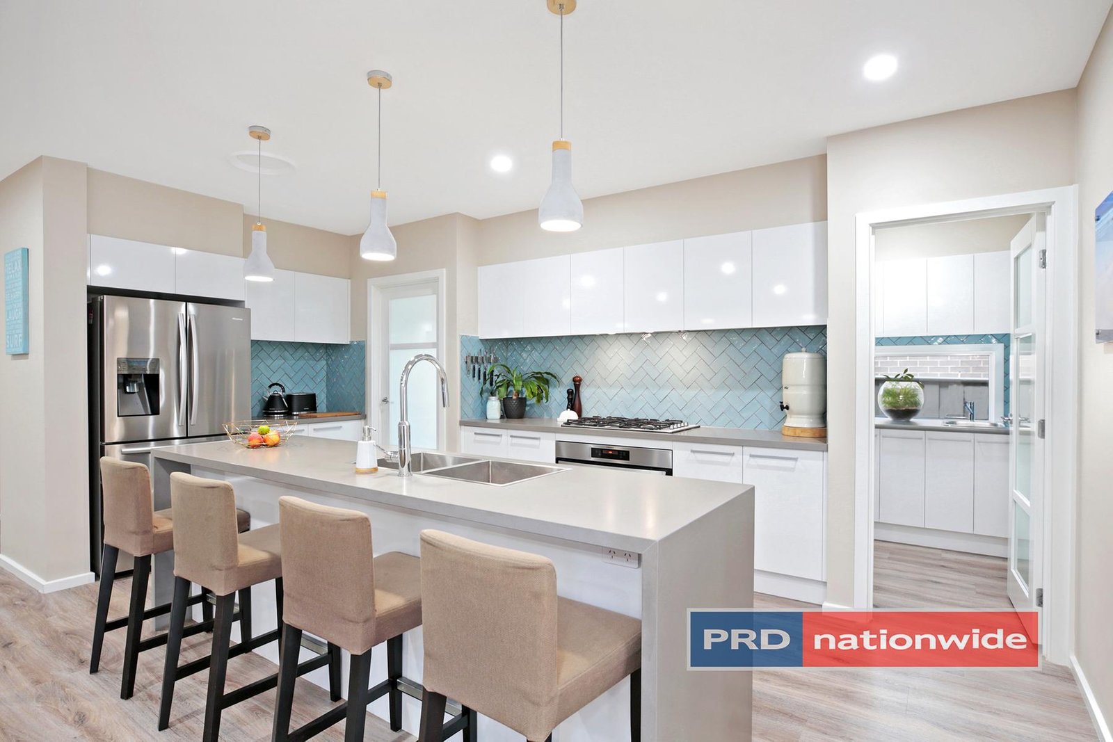 25 Shale Hill Drive GLENMORE PARK 6