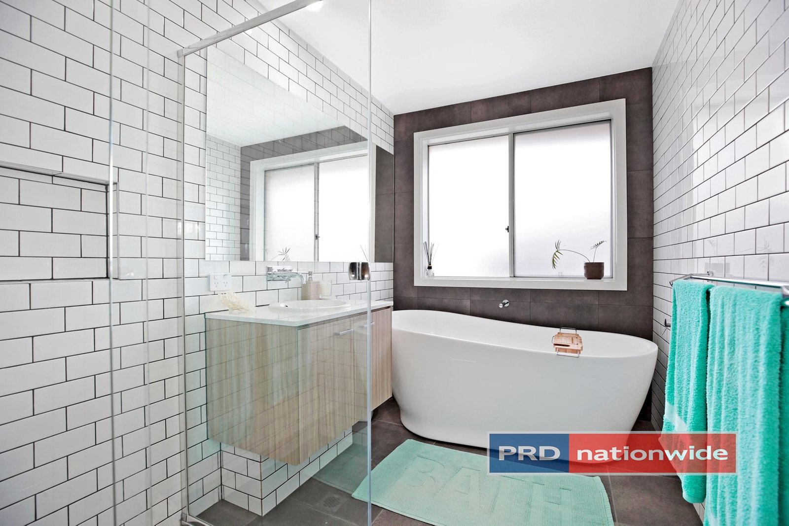 25 Shale Hill Drive GLENMORE PARK 12