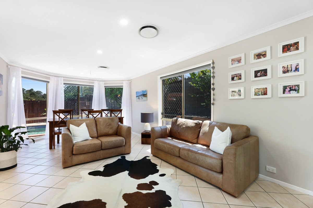 25 Sharscay Close Burleigh Heads 9