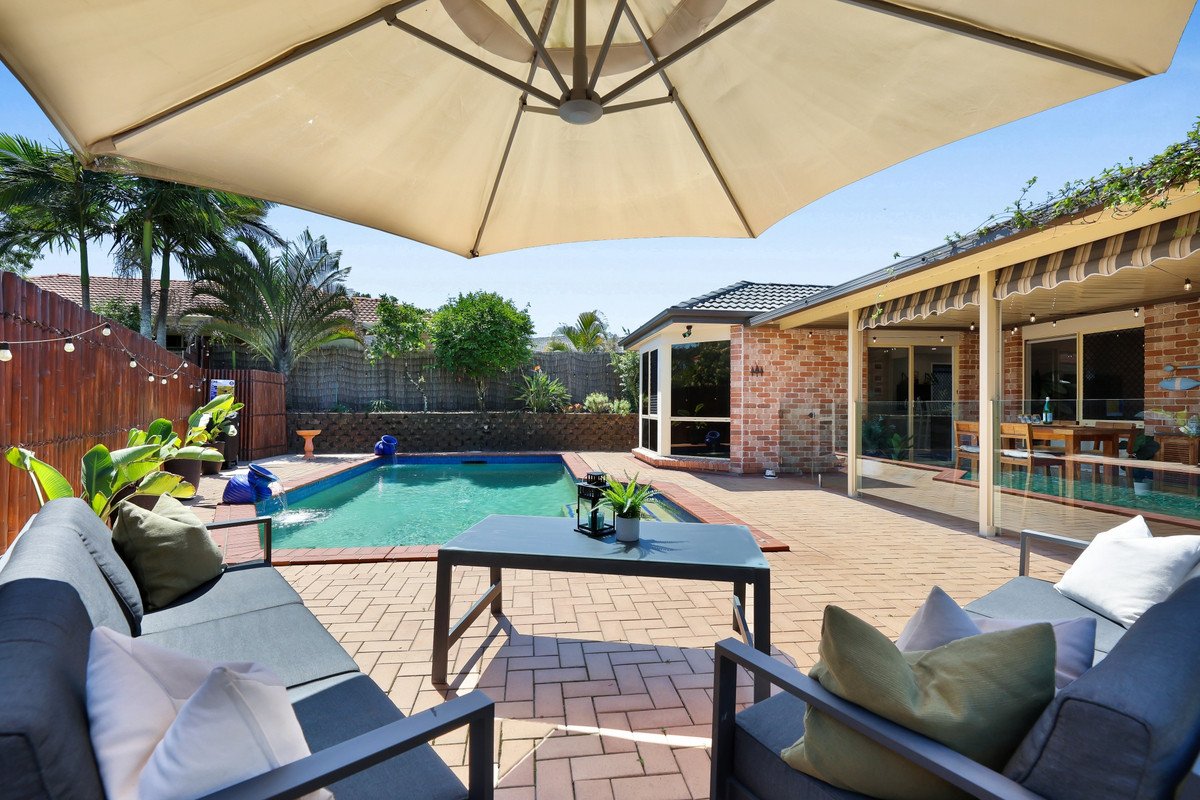 25 Sharscay Close Burleigh Heads 10