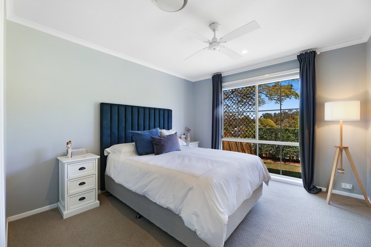 25 Sharscay Close Burleigh Heads 13