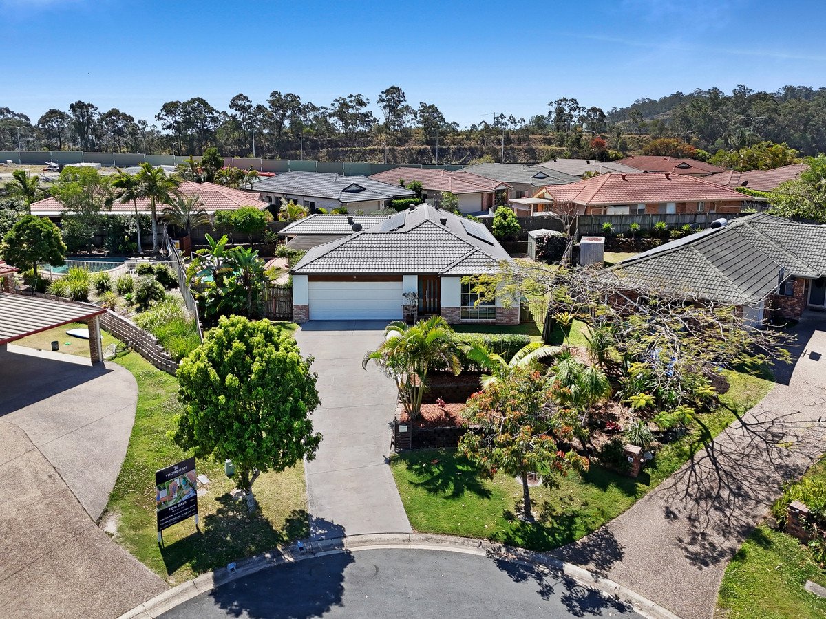 25 Sharscay Close Burleigh Heads 21