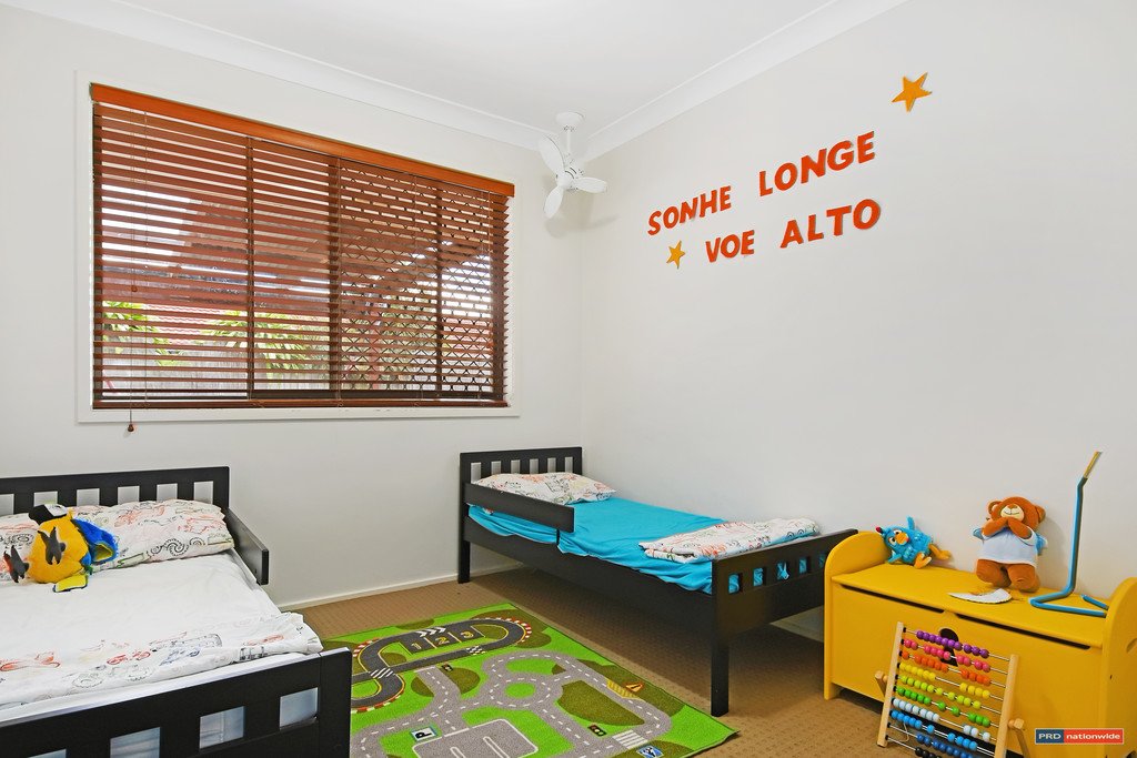 2/5 Shrike Court BURLEIGH WATERS 7