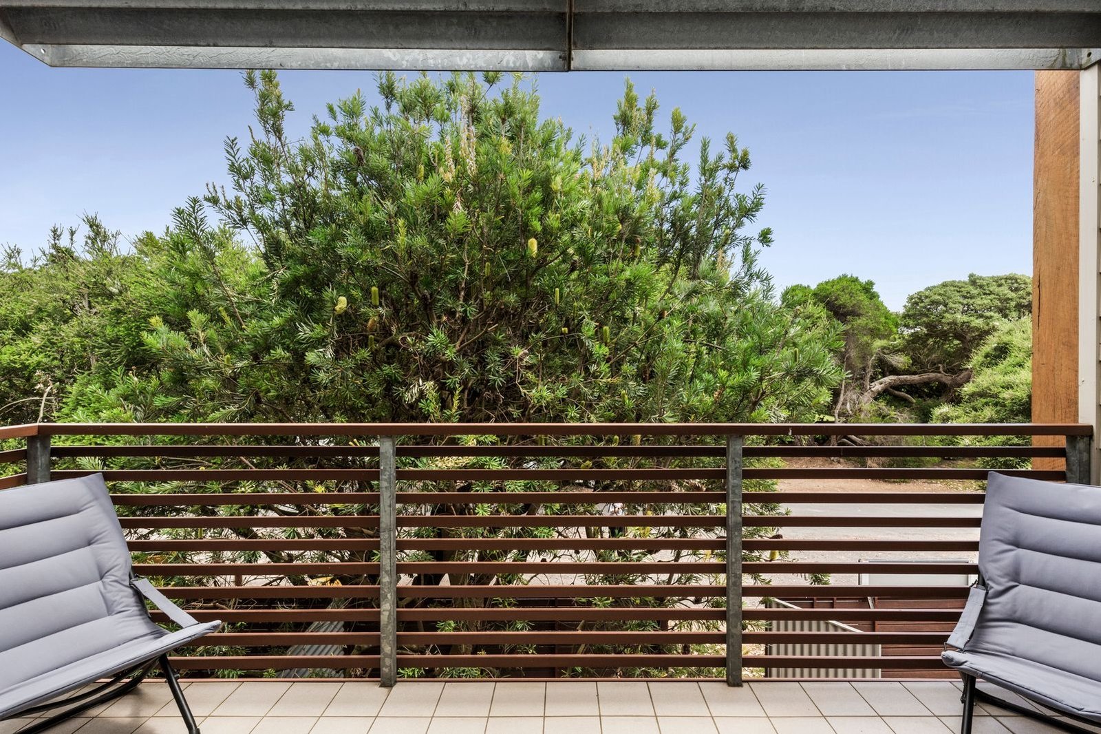 Real Estate and Property in 2/5 Simpson Street, Point Lonsdale, VIC