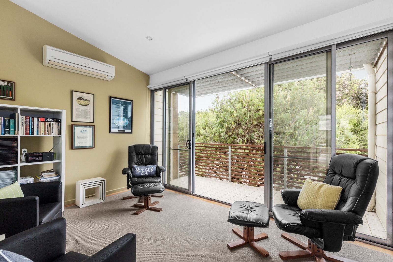 Real Estate and Property in 2/5 Simpson Street, Point Lonsdale, VIC