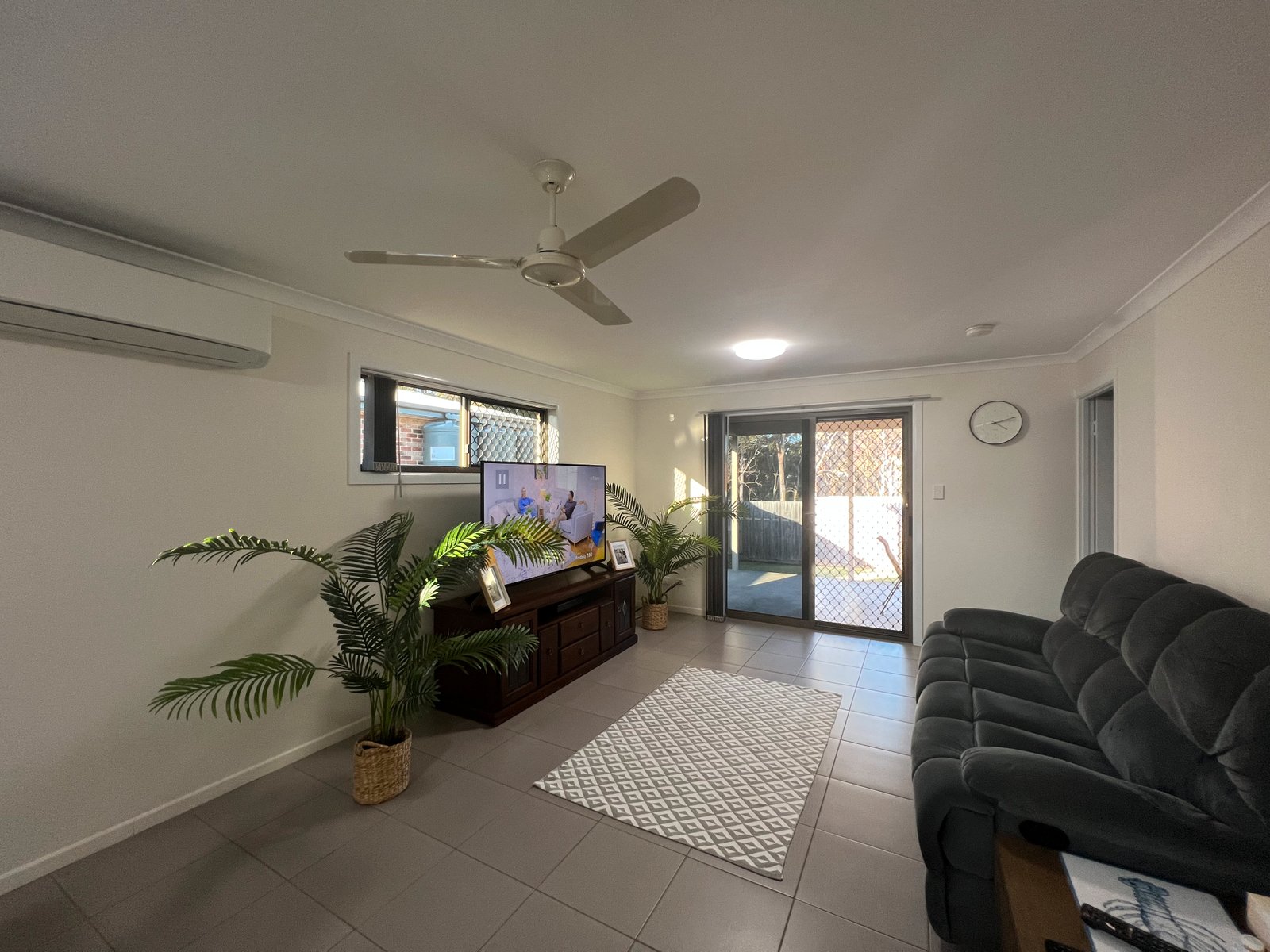 25 Skyline Drive NEW AUCKLAND 3