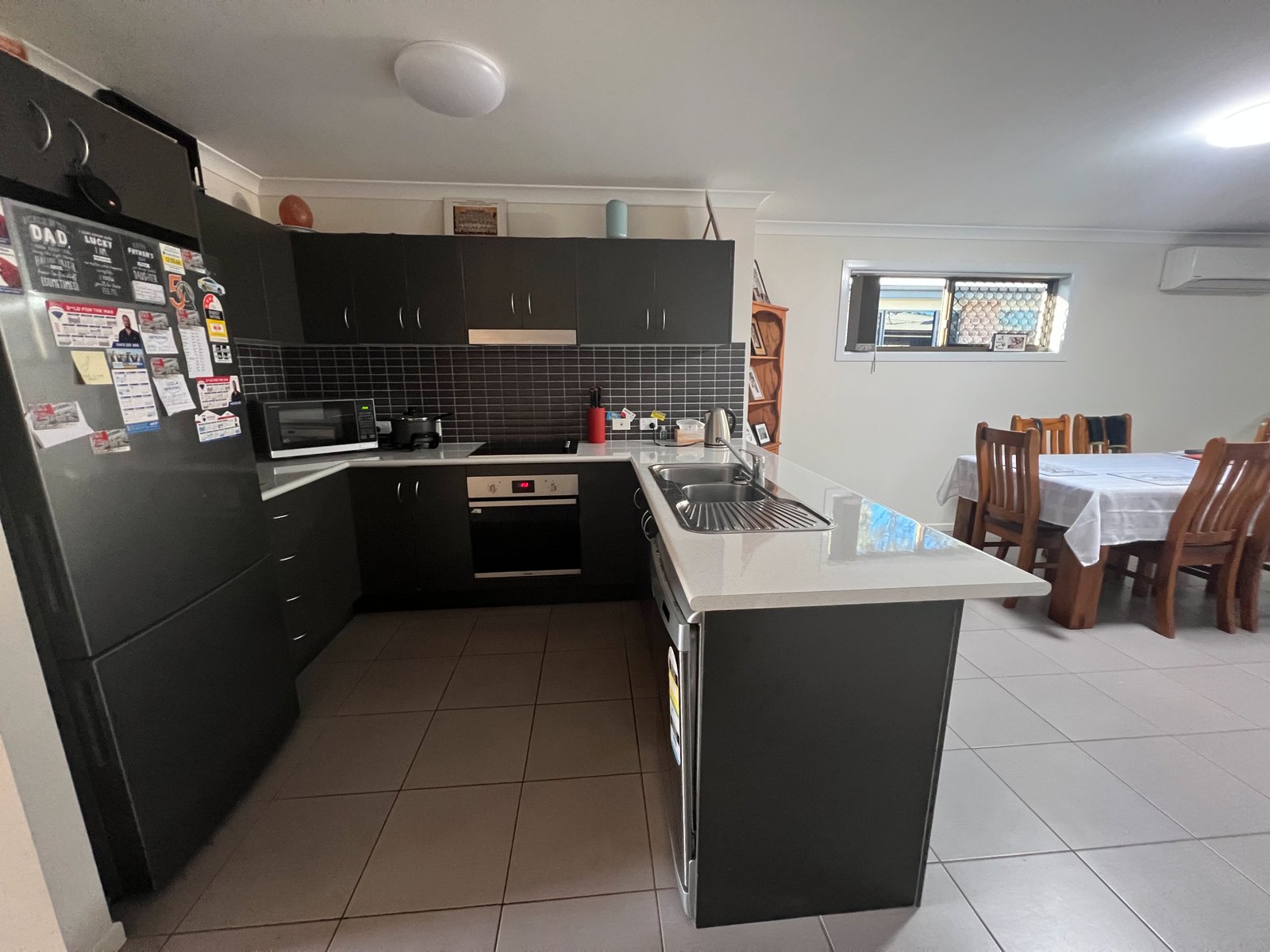 25 Skyline Drive NEW AUCKLAND 4