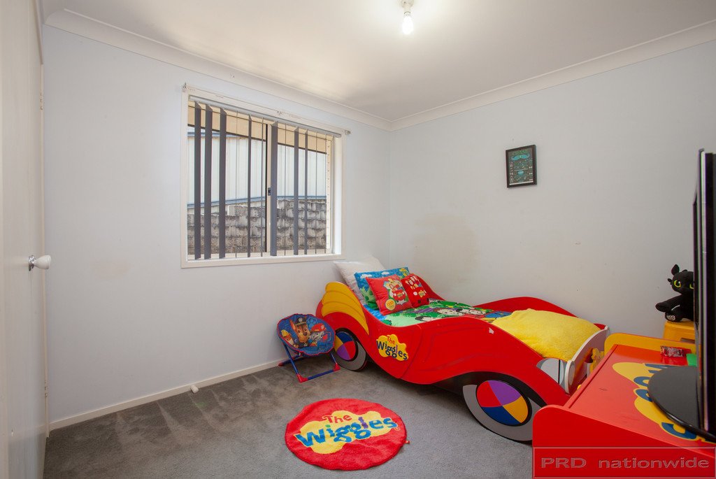 25 St Fagans Parade RUTHERFORD 12