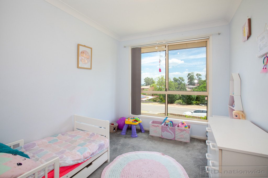 25 St Fagans Parade RUTHERFORD 13