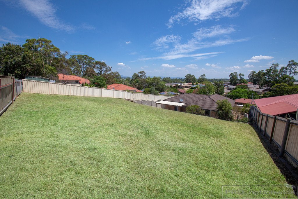 25 St Fagans Parade RUTHERFORD 15