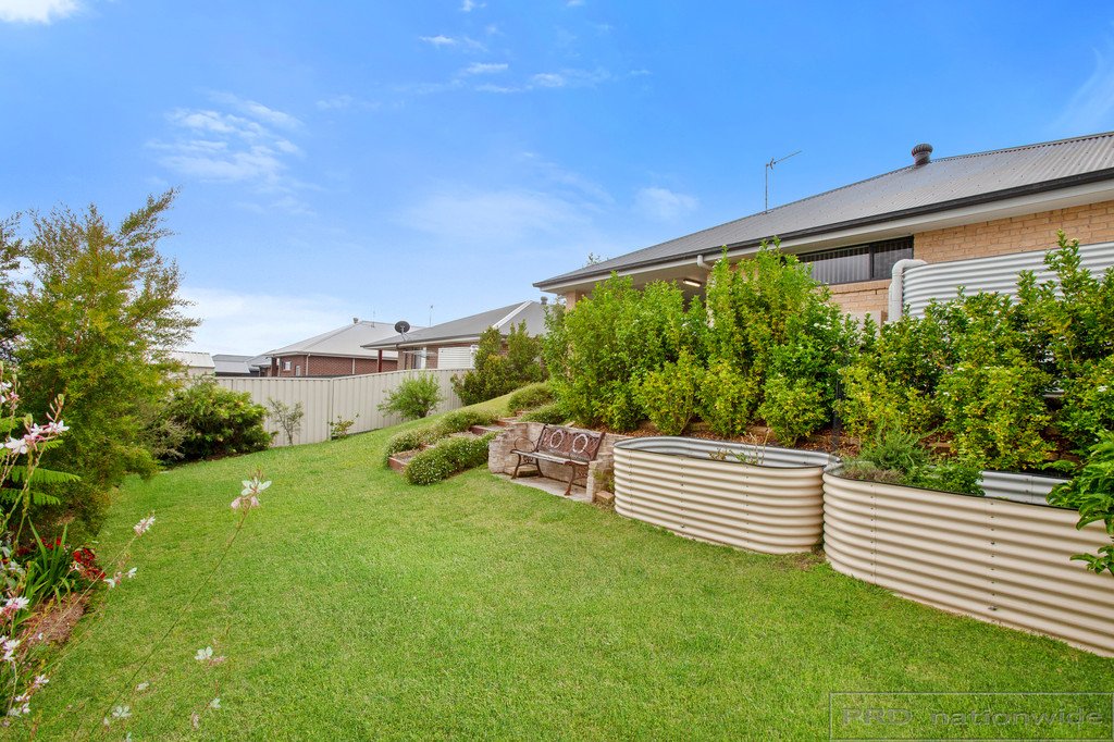 25 Stayard Drive BOLWARRA HEIGHTS 17