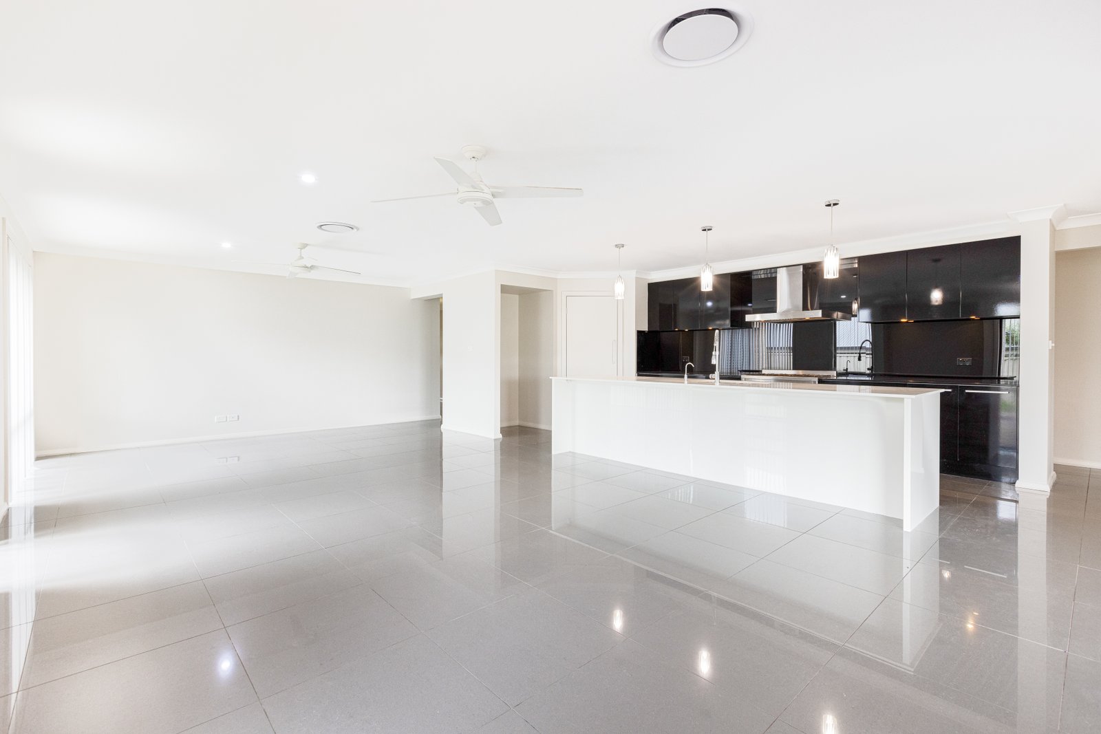 25 Stayard Drive BOLWARRA HEIGHTS 3