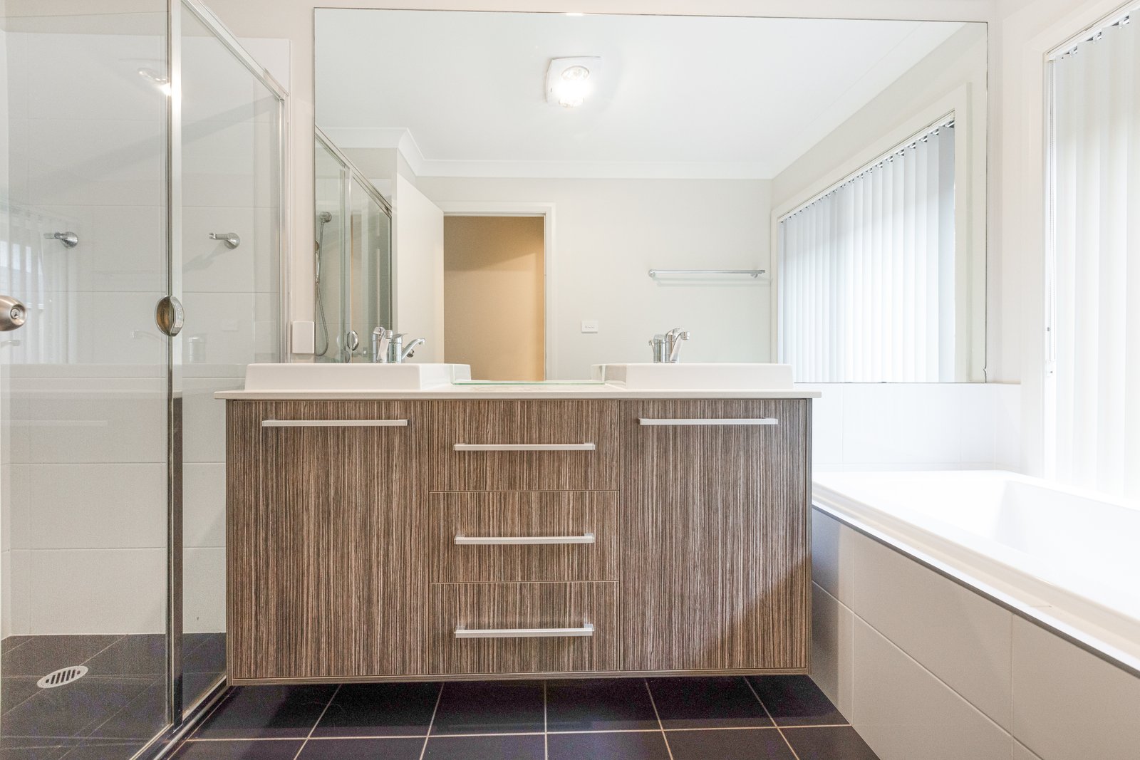 25 Stayard Drive BOLWARRA HEIGHTS 12